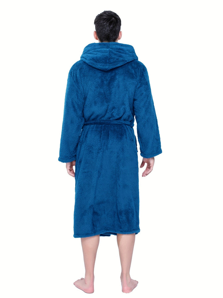 Daan | Robe de chambre de luxe pour homme : un style chaud et doux dans une couleur unie sophistiquée