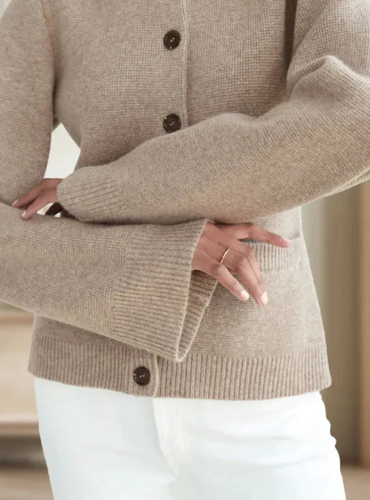 Valerie - Cardigan de luxe à boutons pour un confort ultime
