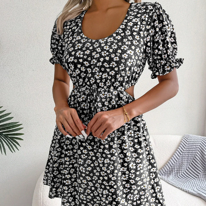 Elma - Robe d'été à la mode avec laçage stylisé pour femmes