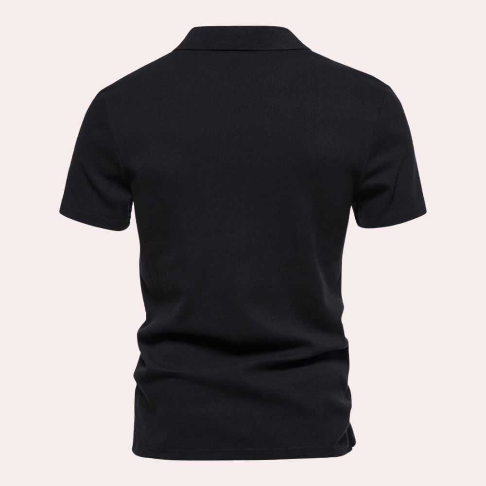 Polo de luxe pour l'homme élégant