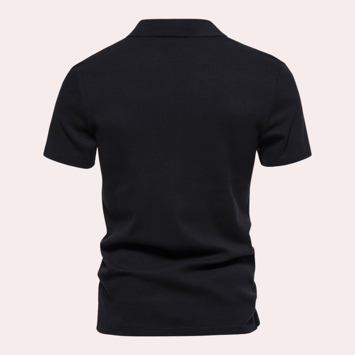 Polo de luxe pour l'homme élégant